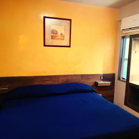Hotel Baeza Delicias Εξωτερικό φωτογραφία