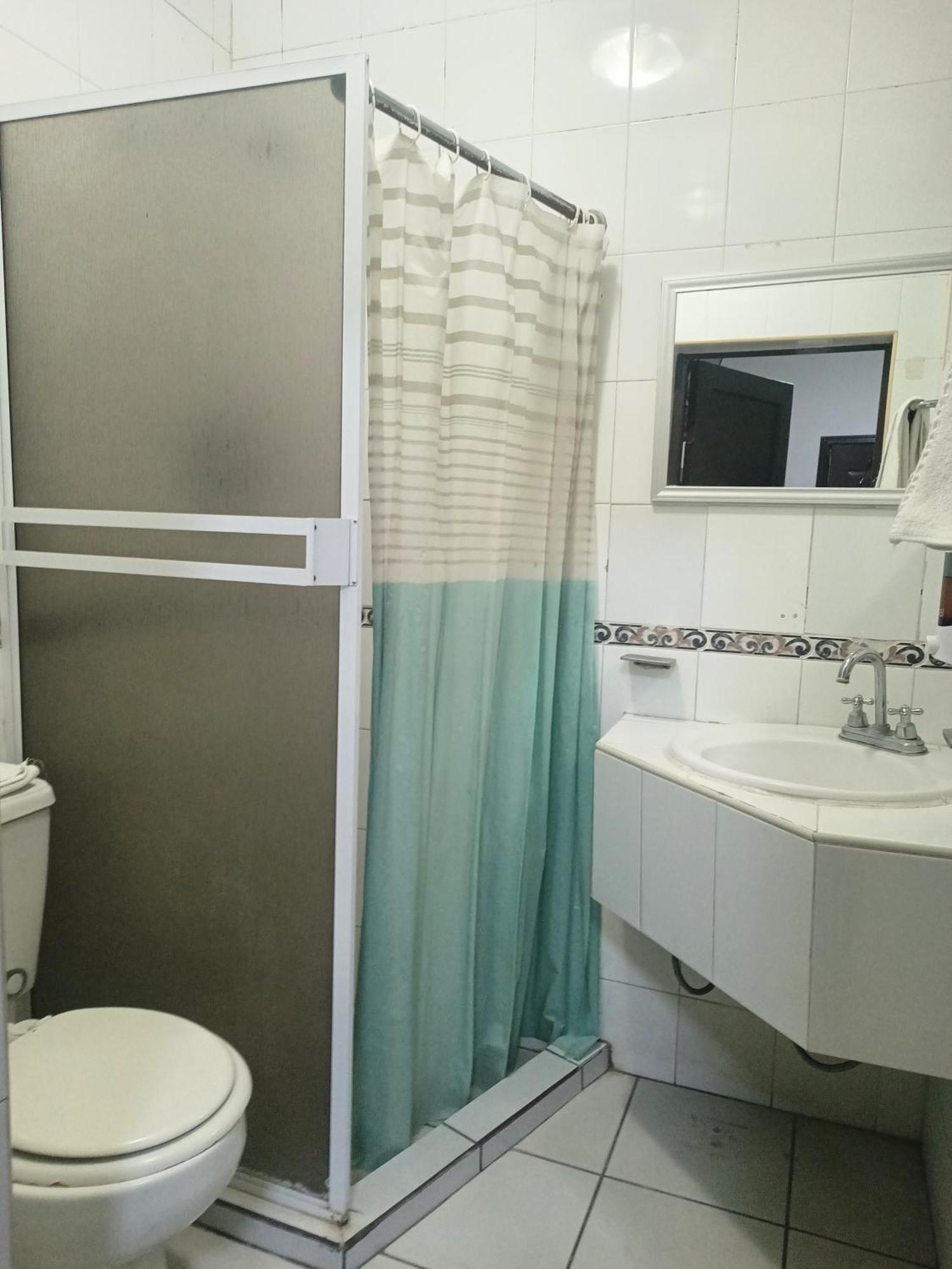 Hotel Baeza Delicias Εξωτερικό φωτογραφία