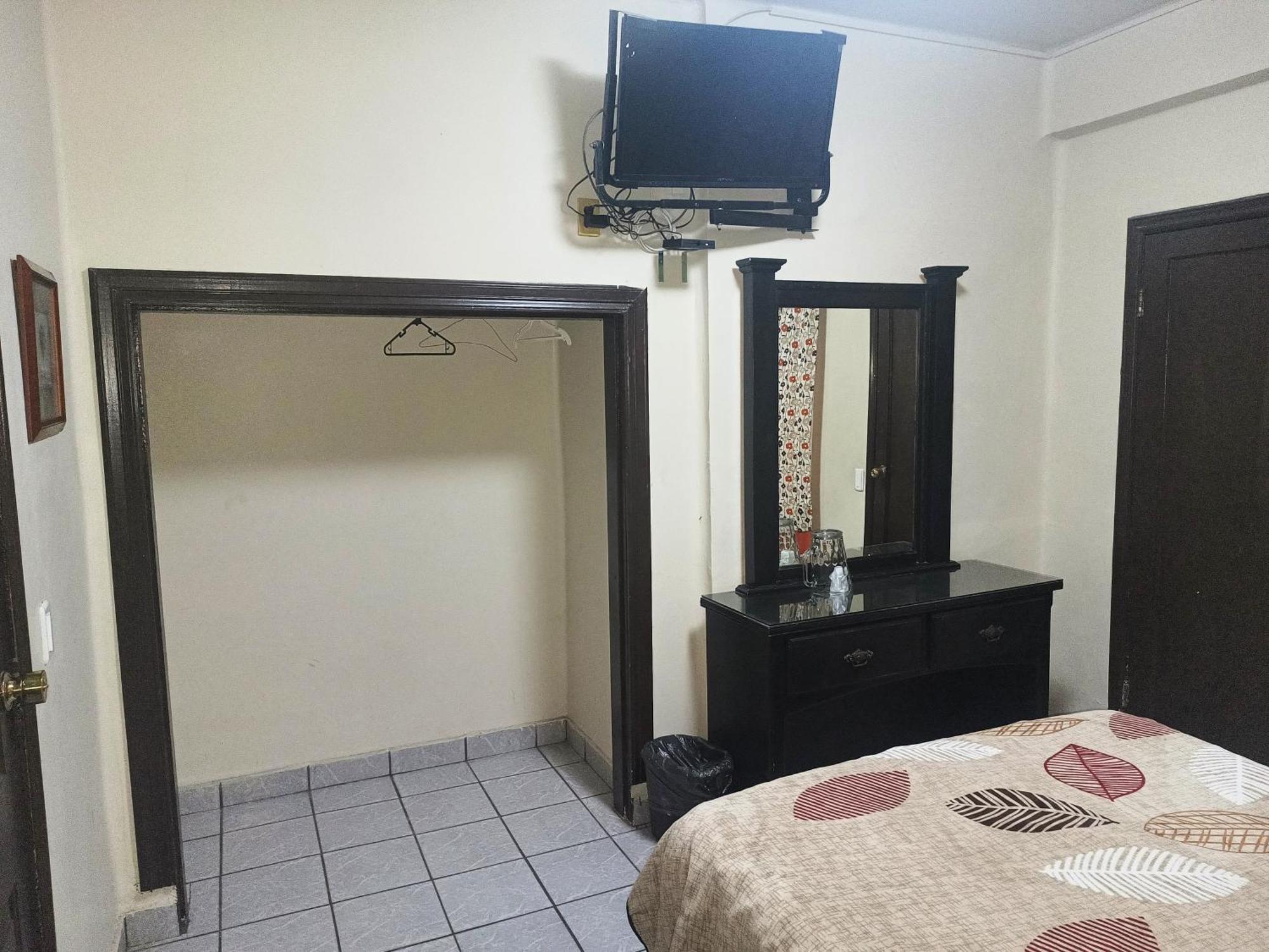 Hotel Baeza Delicias Εξωτερικό φωτογραφία